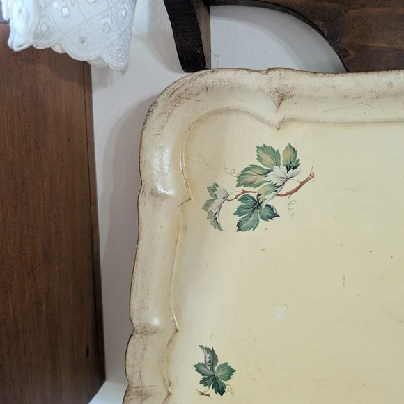 Vintage Italian Florentine Serving Tray Cream Decorative with Bird Design